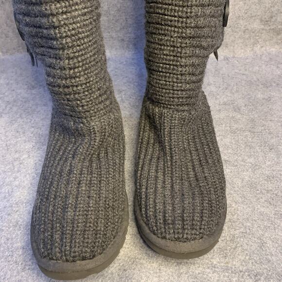 Ugg Australia Cardy Classic Knit Sweater Boots, Gray Knee High Women's 6 Buttons - Picture 3 of 10